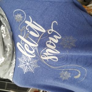 HOLIDAY TIME ♡ Periwinkle Thin SOFT "LET IT SNOW" Top w/Silver Snowflake Scarf L